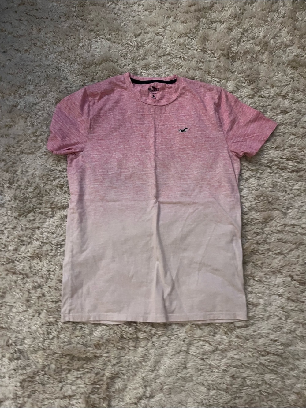 Hollister Men's Pink to Cream Ombre Short Sleeve Tee